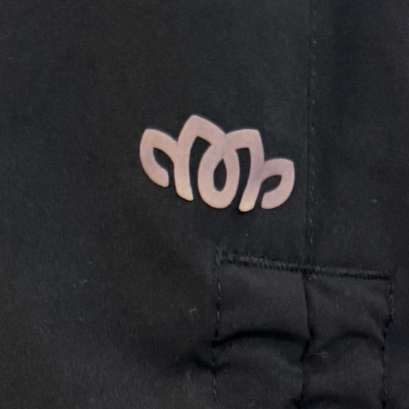 Lightweight Jogger - Picture 3 of 8